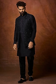 product-color-Black