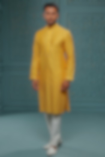 Mustard Embroidered Kurta Set by Vanshik