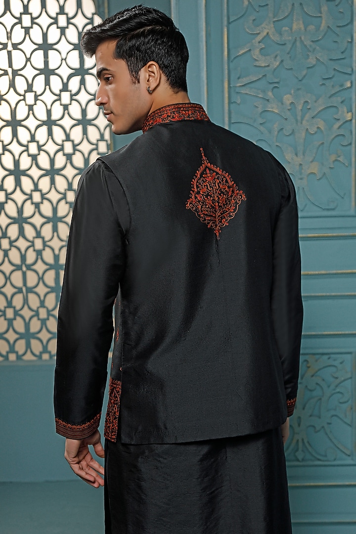 Black Silk Aari Embroidered Nehru Jacket Set by Vanshik at Pernia's Pop Up Shop