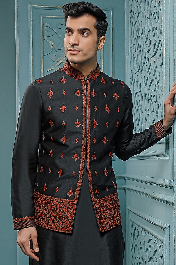 Black Silk Aari Embroidered Nehru Jacket Set by Vanshik at Pernia's Pop Up Shop