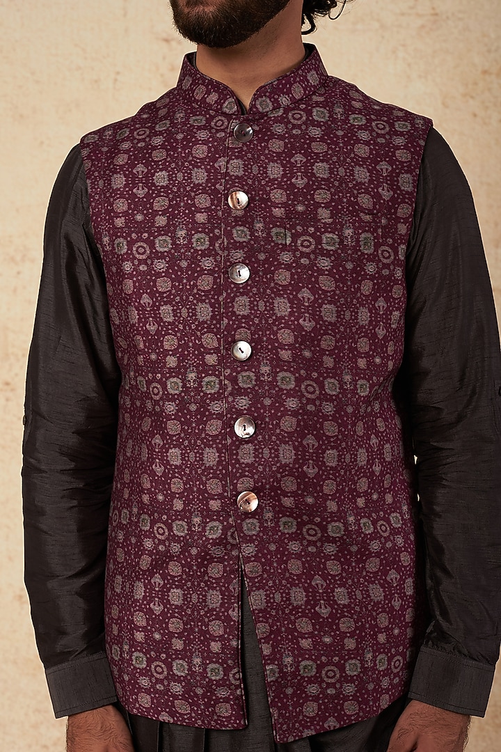 Wine Silk Printed Bundi Jacket Set by Vanshik at Pernia's Pop Up Shop