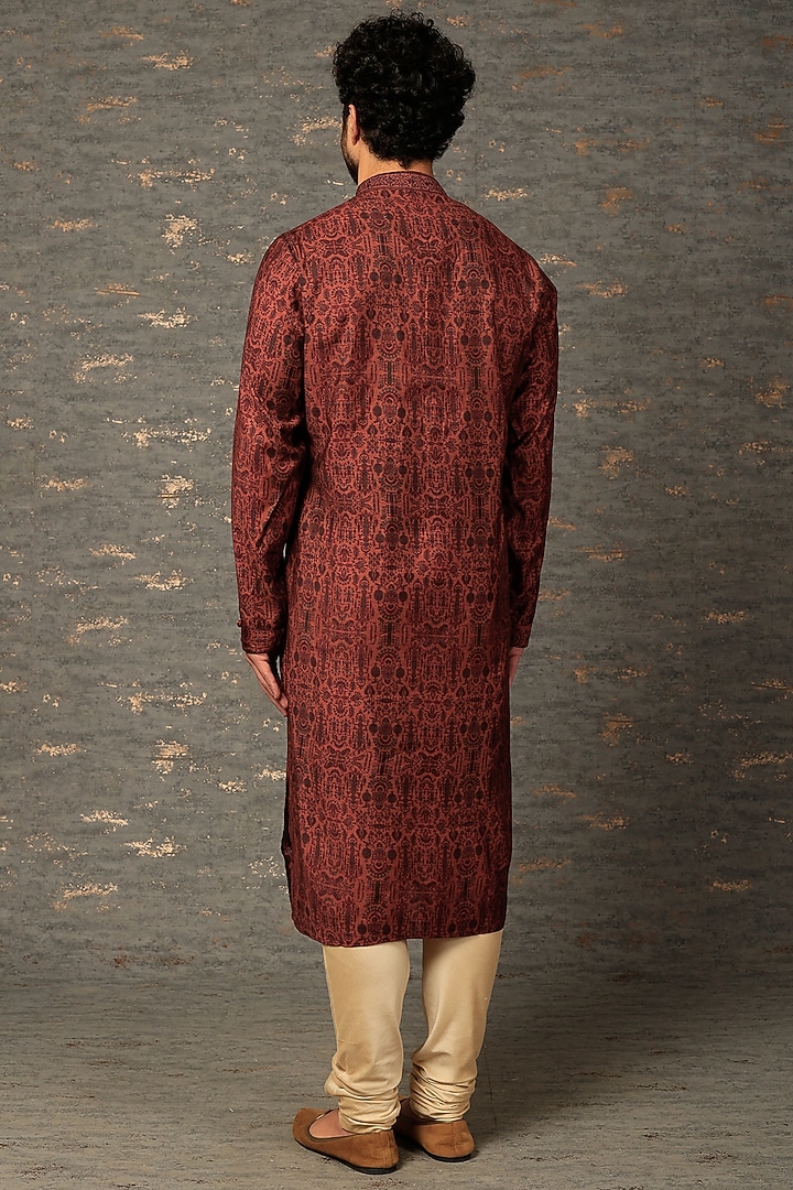 Rust Silk Printed Kurta Set by Vanshik at Pernia's Pop Up Shop