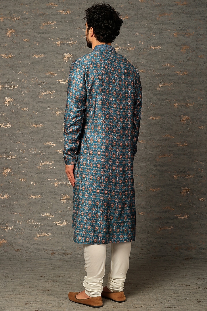 Royal Blue Silk Printed Kurta Set by Vanshik at Pernia's Pop Up Shop