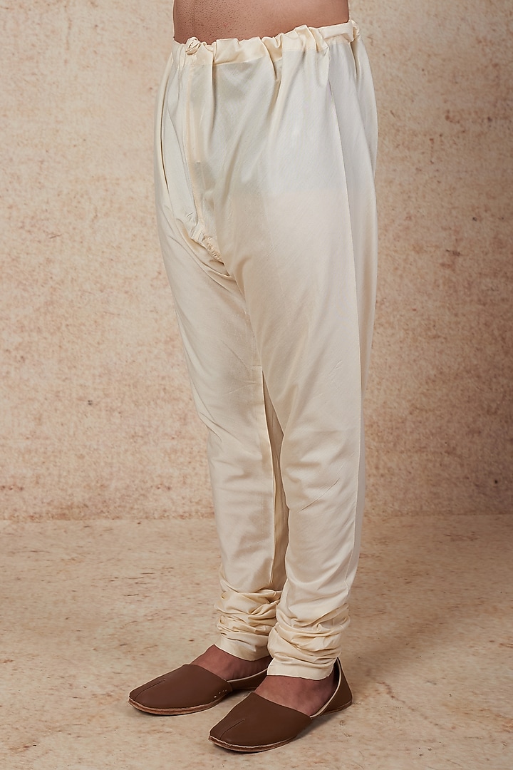 Blush Pink Chanderi Silk Wedding Sherwani Set by Vanshik at Pernia's Pop Up Shop