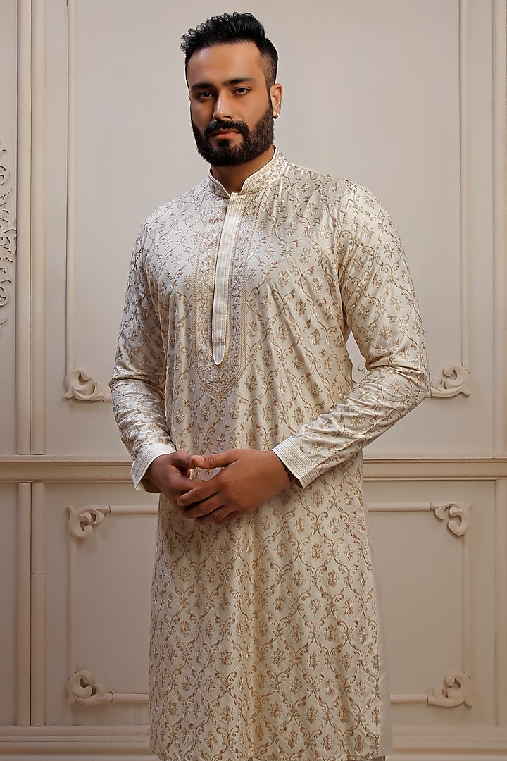 Pearl Dupion Silk Aari Embroidered Kurta Set by Vanshik at Pernia's Pop Up Shop