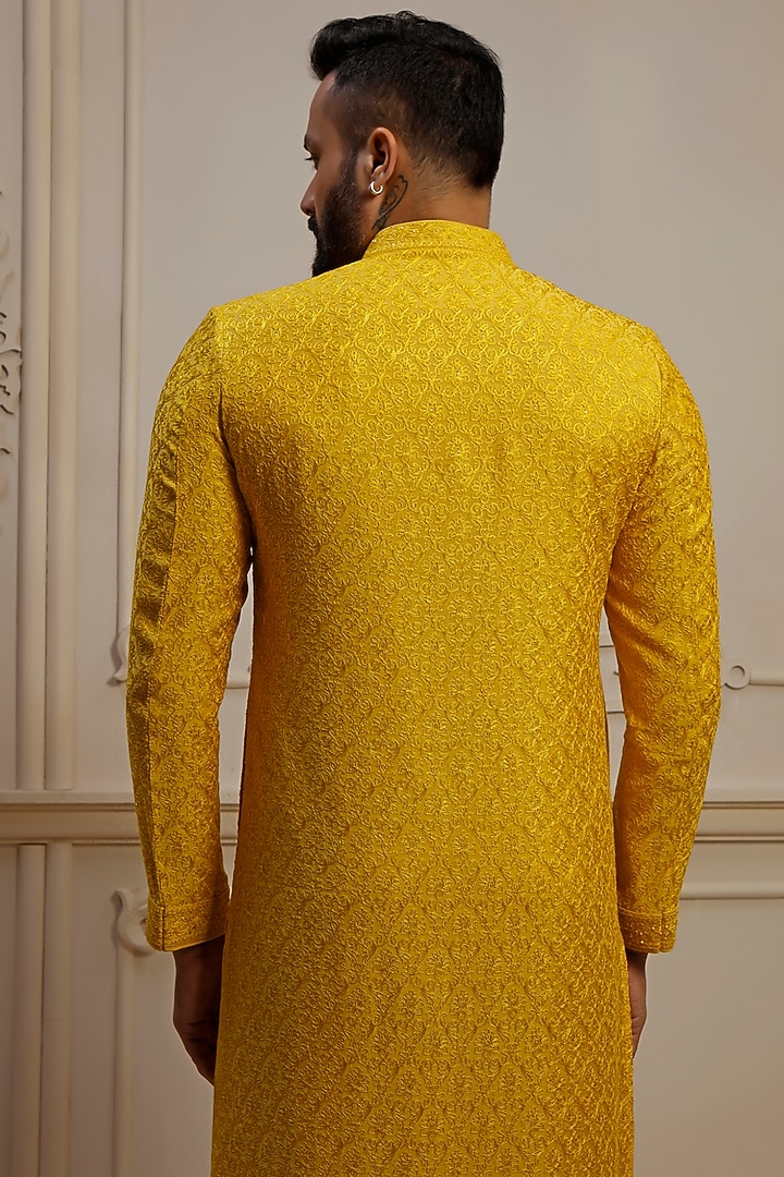 Yellow Chanderi Aari Embroidered Kurta Set by Vanshik at Pernia's Pop Up Shop
