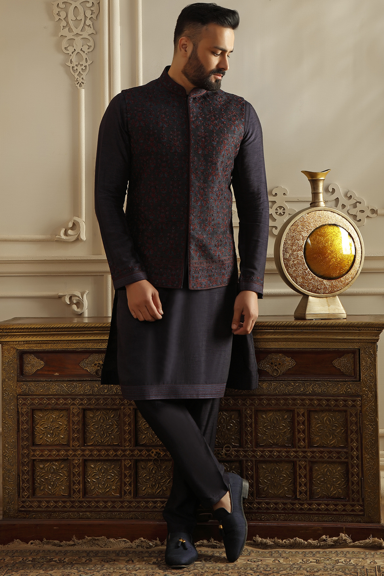 Blue Raw Silk Aari Embroidered Bundi Jacket Set by Vanshik