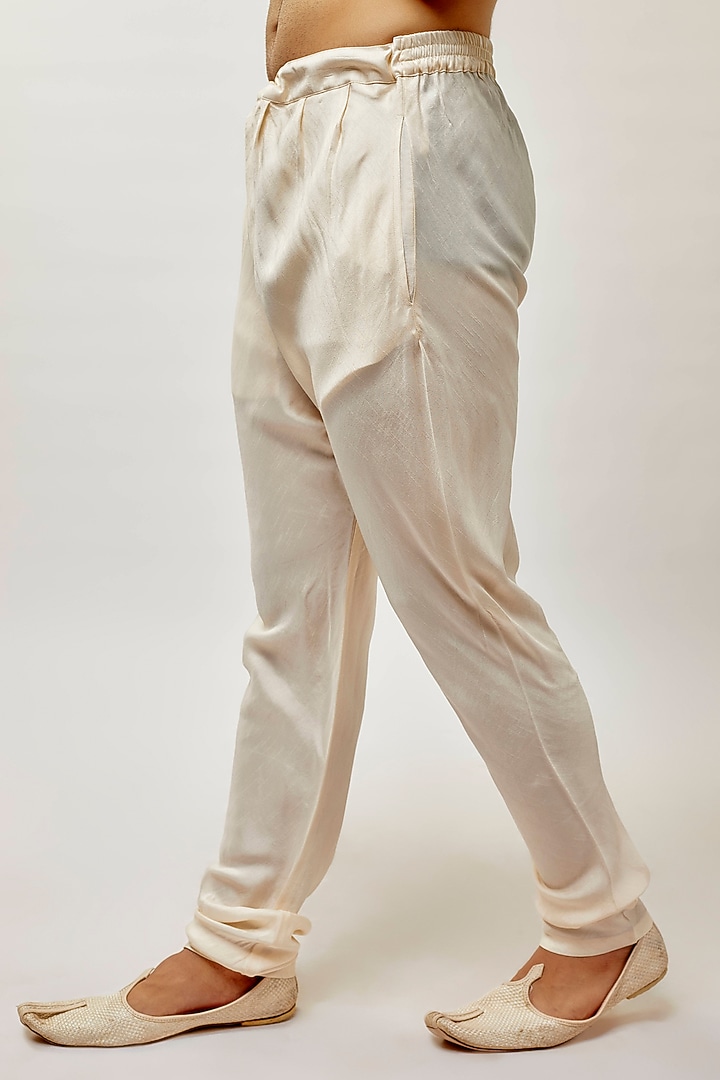 Ivory Pure Silk Digital Hand Embroidered Groom Sherwani Set by Vanshik at Pernia's Pop Up Shop