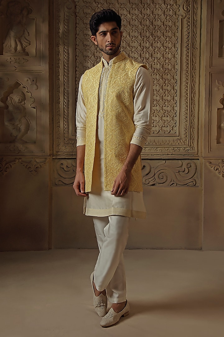 Yellow Raw Silk Dori Jaal Work & Pearl Embroidered Bundi Jacket Set by Vanshik at Pernia's Pop Up Shop