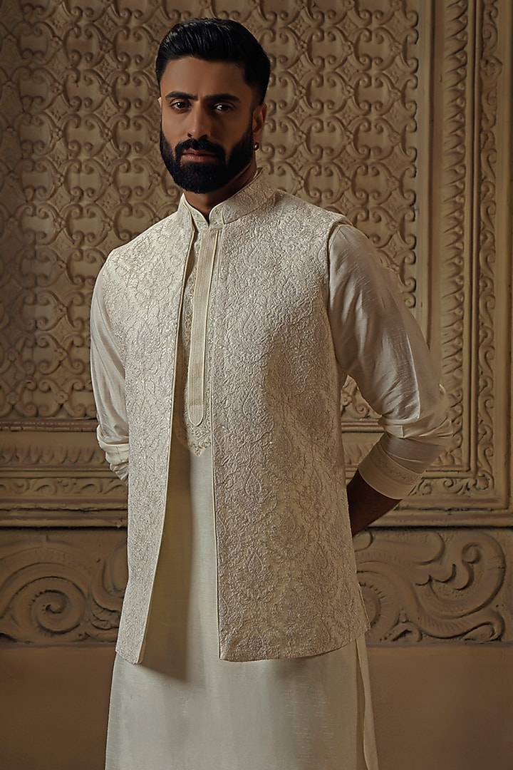 Pearl-Colored Raw Silk Dori Jaal Work & Pearl Embroidered Bundi Jacket Set by Vanshik at Pernia's Pop Up Shop