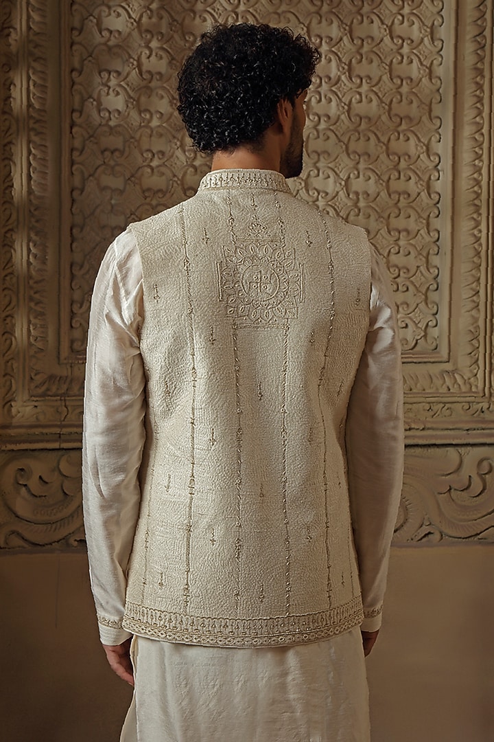 Pearl White Silk Motif Embroidered Bundi Jacket Set by Vanshik at Pernia's Pop Up Shop
