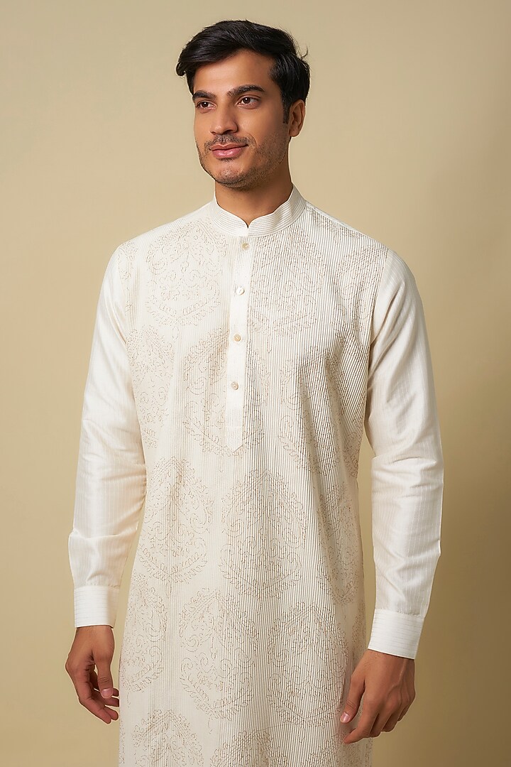 Cream Blended Silk Embroidered Kurta Set by Vanshik at Pernia's Pop Up Shop
