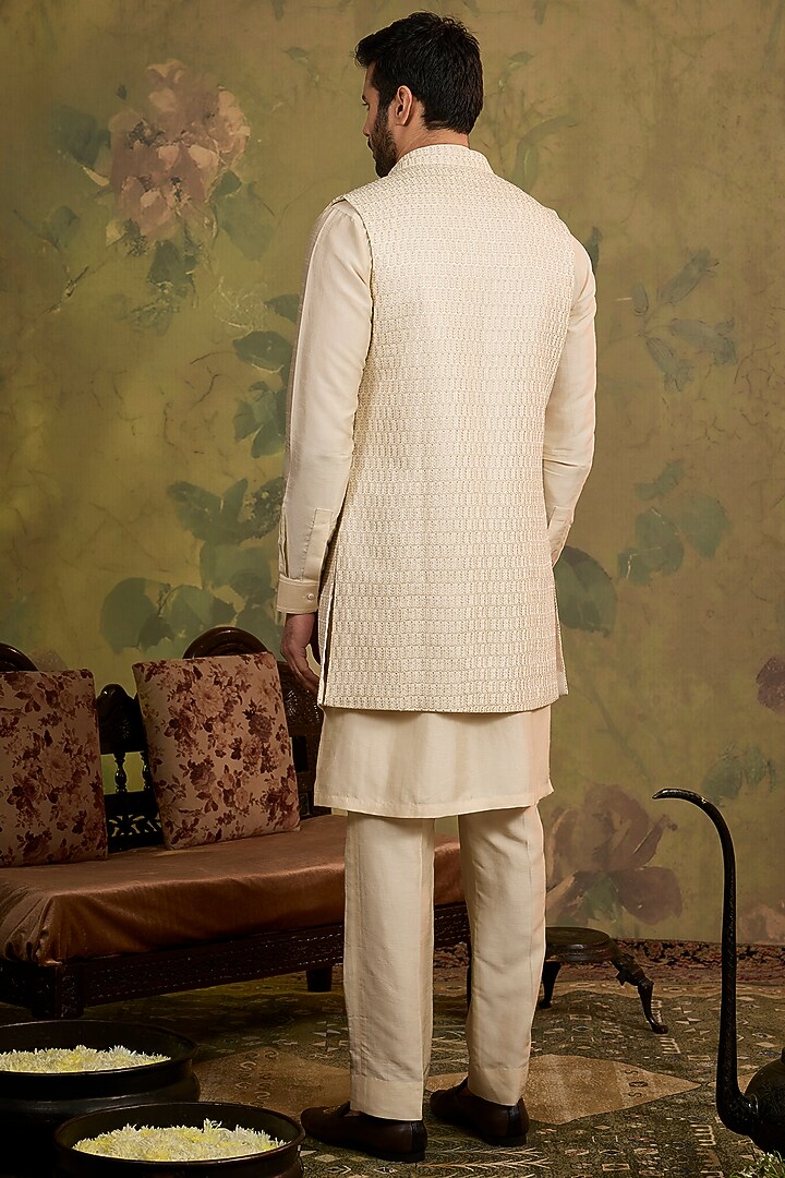 Pearl-Toned Silk Zari Indowestern Set by Vanshik at Pernia's Pop Up Shop