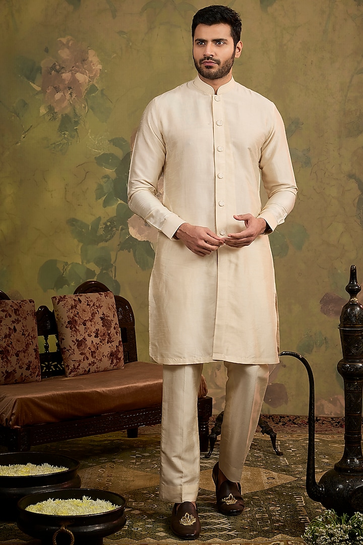 Pearl-Toned Silk Zari Indowestern Set by Vanshik at Pernia's Pop Up Shop