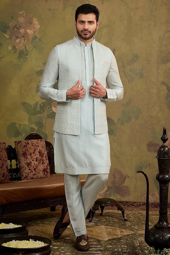 Aqua Silk Embroidered Bundi Jacket Set by Vanshik