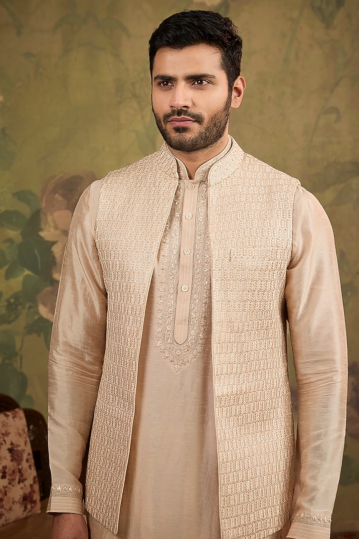 Beige Silk Embroidered Bundi Jacket Set by Vanshik at Pernia's Pop Up Shop