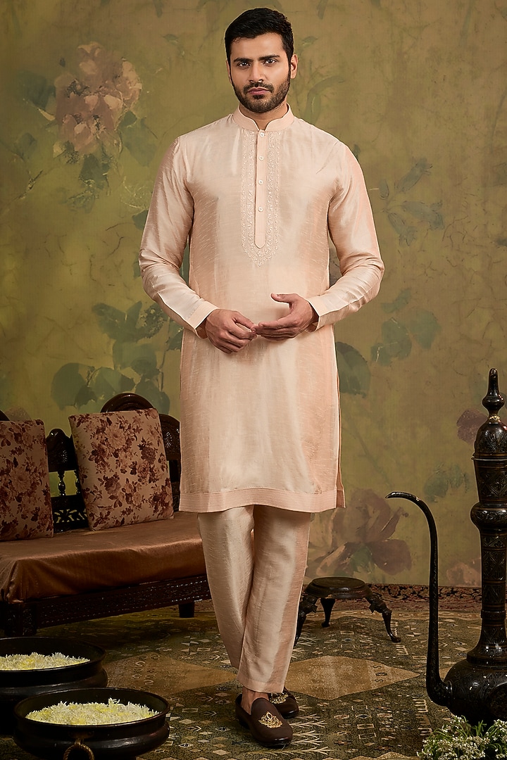 Peach Silk Embroidered Bundi Jacket Set by Vanshik at Pernia's Pop Up Shop