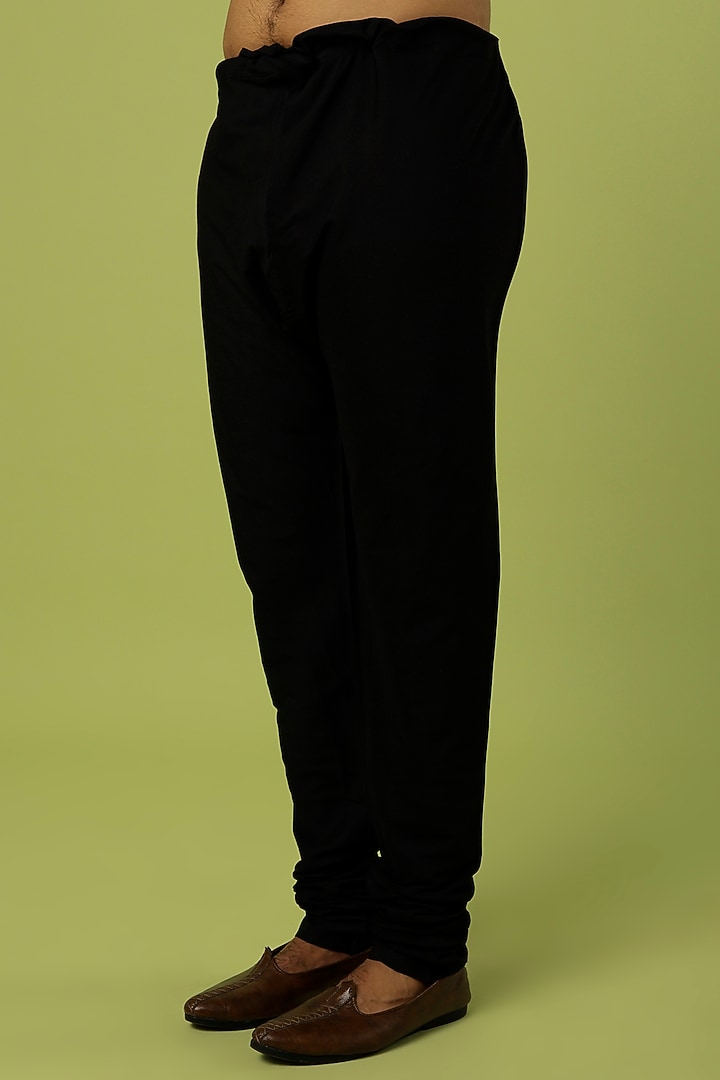 Black Silk Embroidered Groom Sherwani Set by Vanshik at Pernia's Pop Up Shop