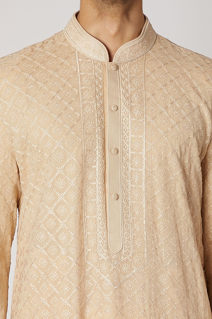 Blush Pink Lucknowi Embroidered Kurta Set by Vanshik at Pernia's Pop Up Shop