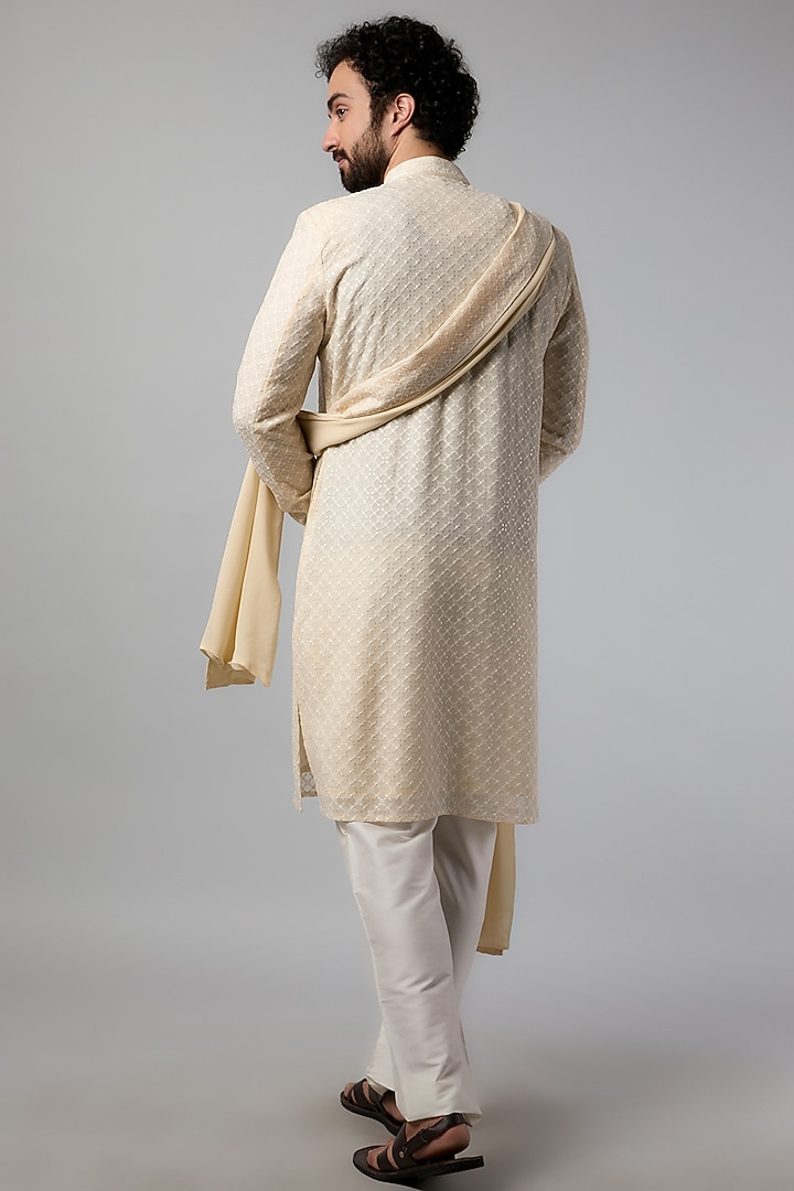 Pearl Brocade Kurta Set by Vanshik at Pernia's Pop Up Shop
