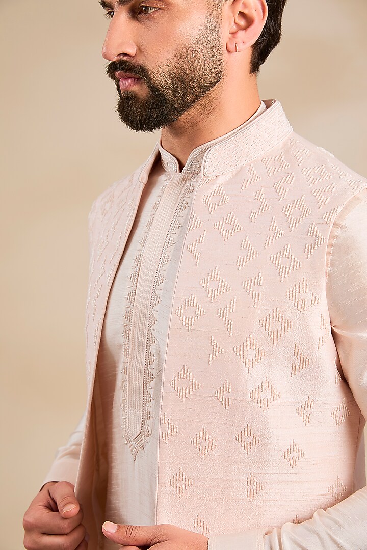Blush Silk Bundi Jacket Set by Vanshik at Pernia's Pop Up Shop