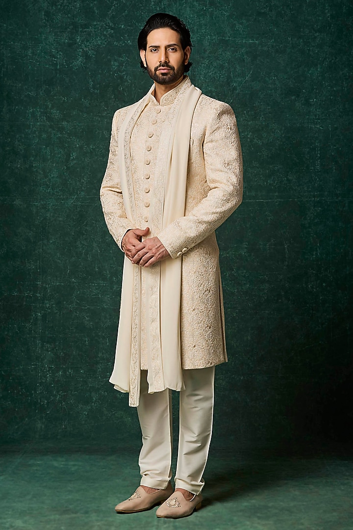 Pearl White Silk Hand Embroidered Groom Sherwani Set by Vanshik at Pernia's Pop Up Shop