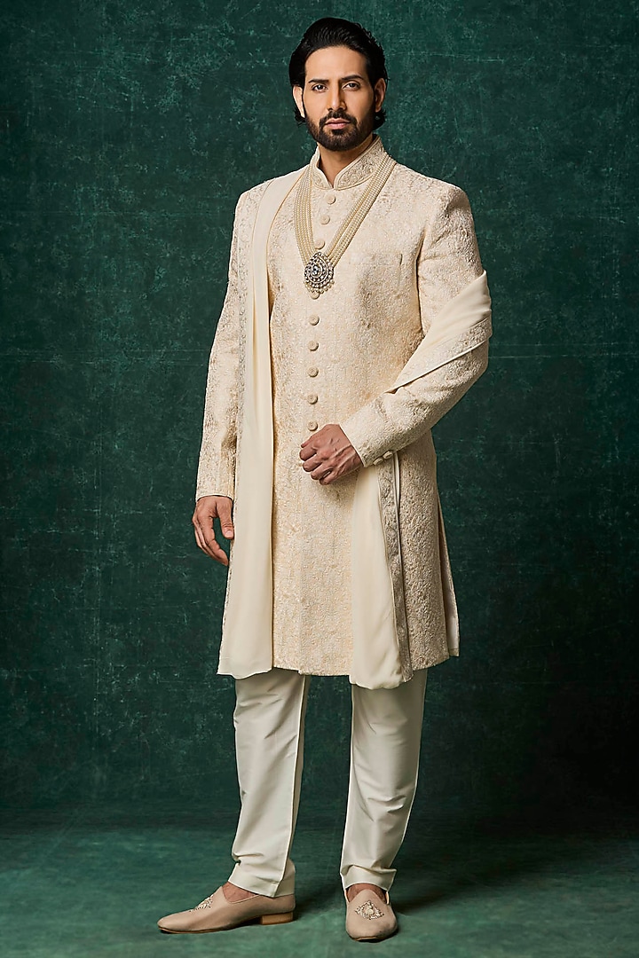 Pearl White Silk Hand Embroidered Groom Sherwani Set by Vanshik at Pernia's Pop Up Shop