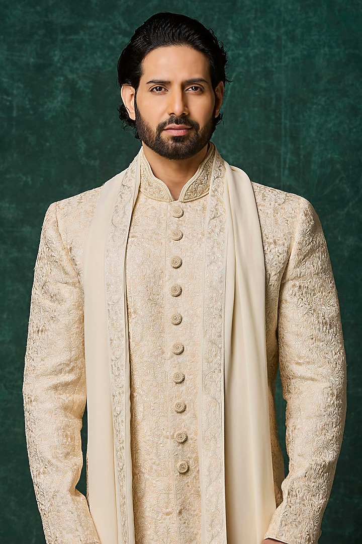 Pearl White Silk Hand Embroidered Groom Sherwani Set by Vanshik at Pernia's Pop Up Shop