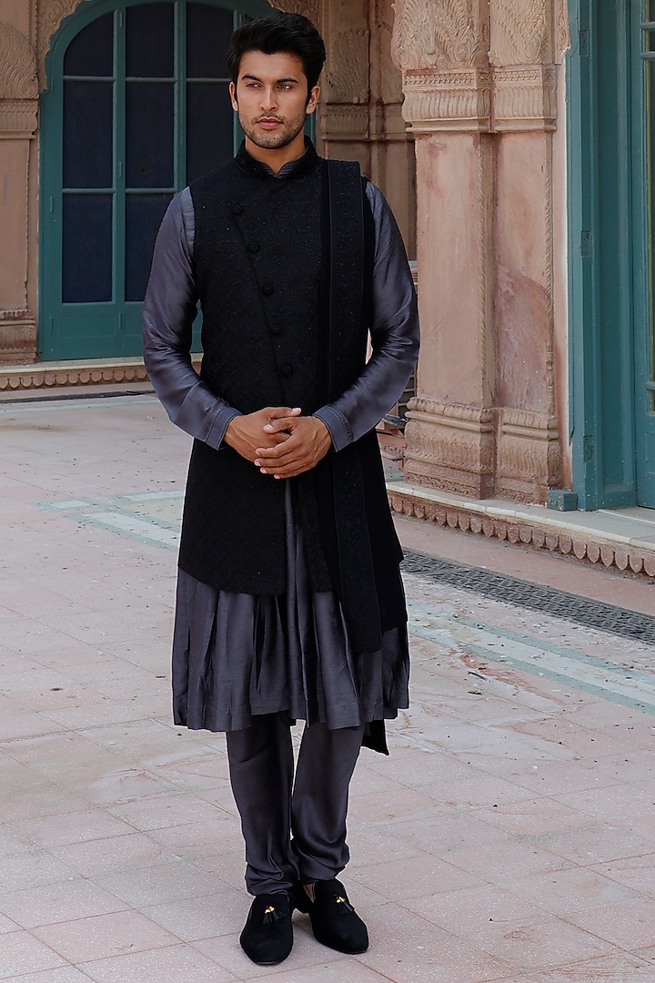 Black Silk Resham Hand Embroidered Nehru Jacket Set by Vanshik at Pernia's Pop Up Shop