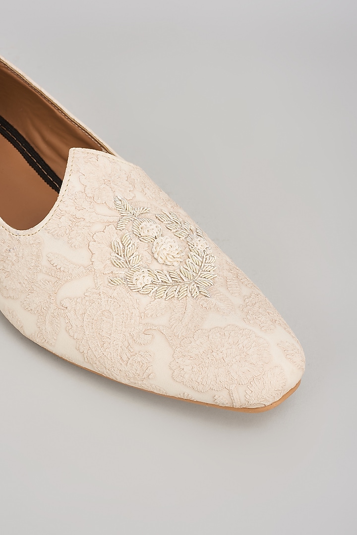 Cream Suede Mojaris by Vanshik at Pernia's Pop Up Shop