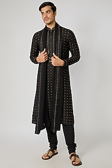 product-color-Black