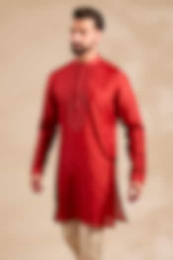 Red Silk Kurta by Vanshik at Pernia's Pop Up Shop