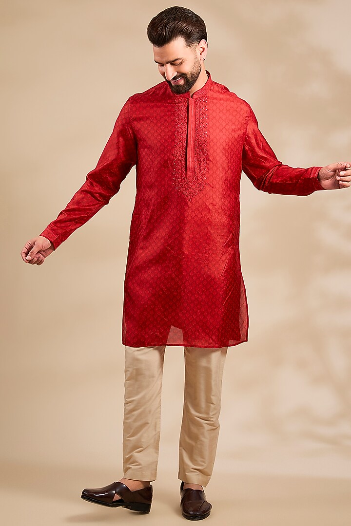 Red Silk Kurta by Vanshik at Pernia's Pop Up Shop
