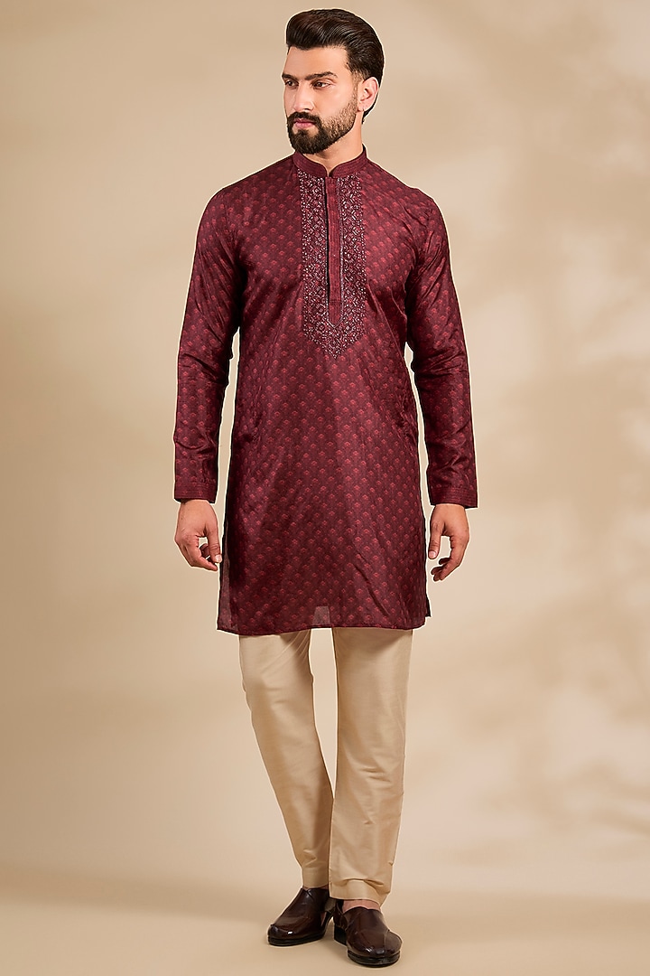 Maroon Silk Kurta by Vanshik at Pernia's Pop Up Shop