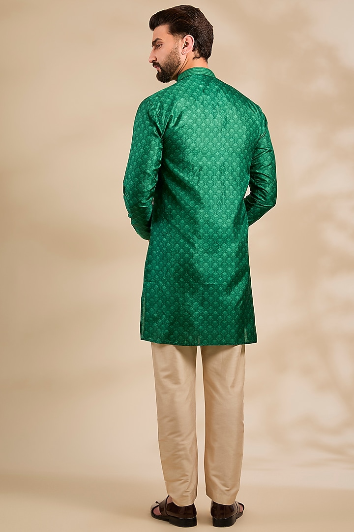 Green Silk Kurta by Vanshik at Pernia's Pop Up Shop