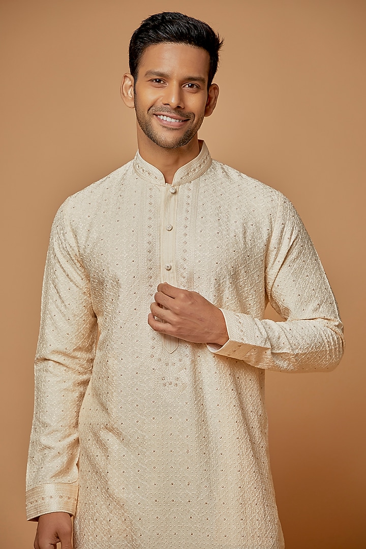 Ivory Chanderi Embroidered Kurta Set by Vanshik at Pernia's Pop Up Shop