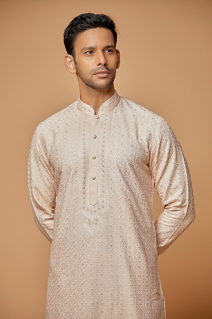 Peach Chanderi Sequin Embroidered Kurta Set by Vanshik at Pernia's Pop Up Shop