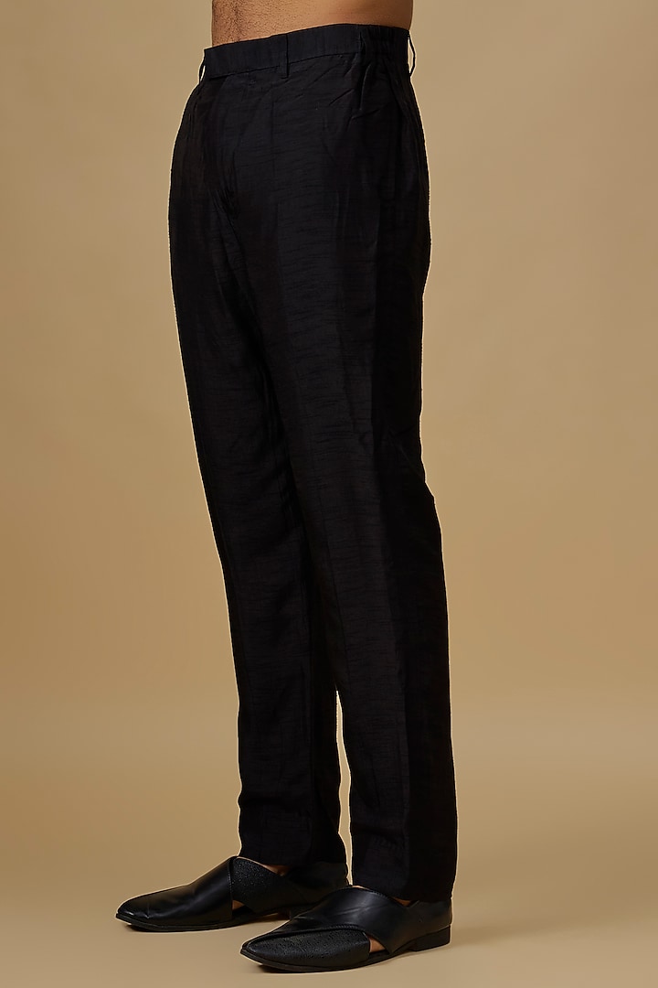 Black Silk Jaal Embroidered Bundi Set by Vanshik at Pernia's Pop Up Shop