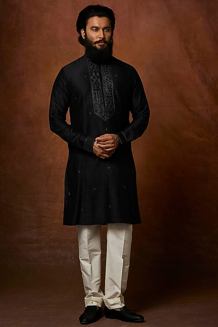 Black Raw Silk Embroidered Kurta Set by Vanshik at Pernia's Pop Up Shop