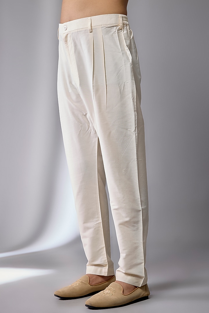 Pearl-Colored Silk Hand Embroidered Groom Sherwani Set by Vanshik at Pernia's Pop Up Shop