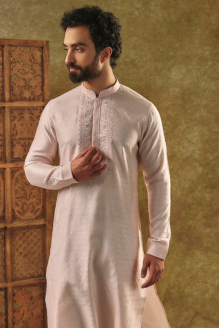 Pink Silk Jacquard Embroidered Kurta Set by Vanshik at Pernia's Pop Up Shop