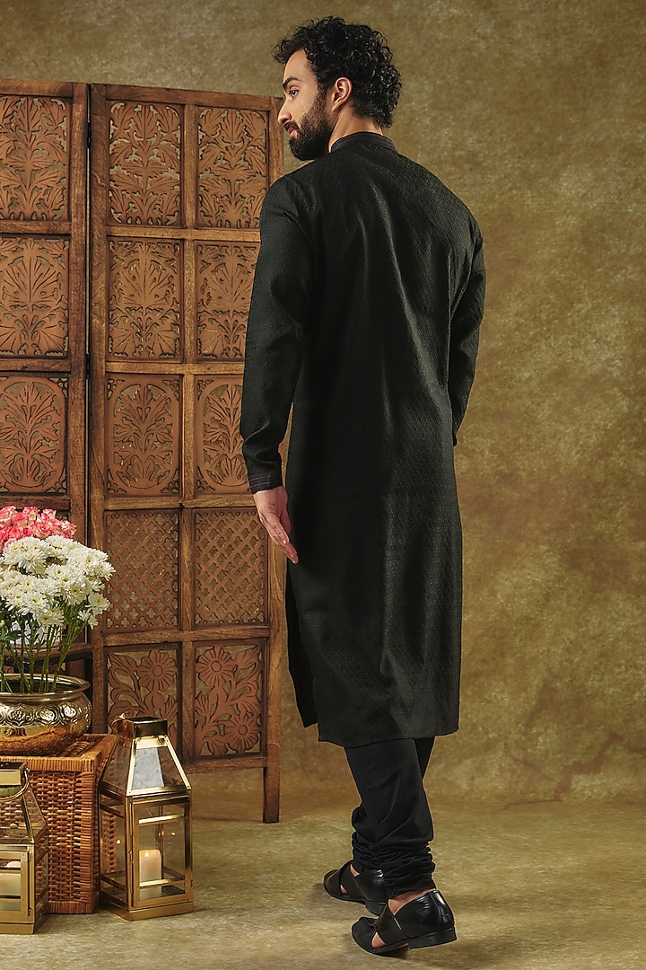 Black Jacquard Silk Embroidered Kurta Set by Vanshik at Pernia's Pop Up Shop