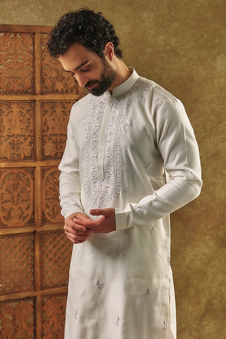 Ivory Jacquard Silk Embroidered Kurta Set by Vanshik at Pernia's Pop Up Shop