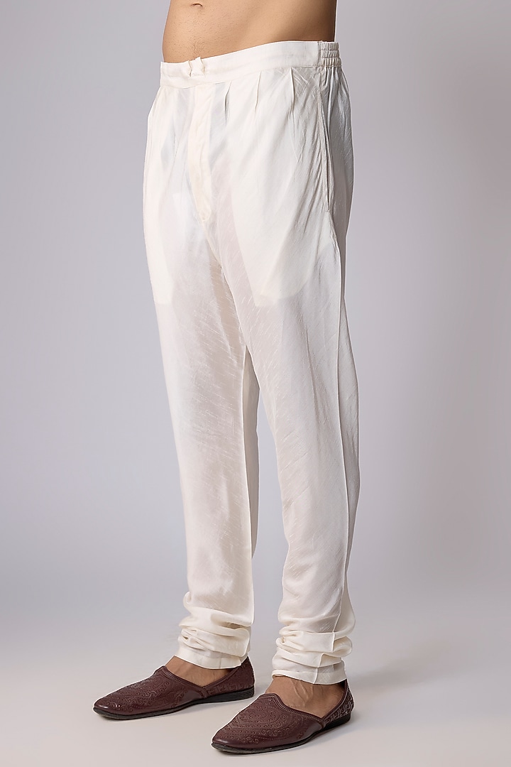 Ivory Silk Groom Sherwani Set by Vanshik at Pernia's Pop Up Shop