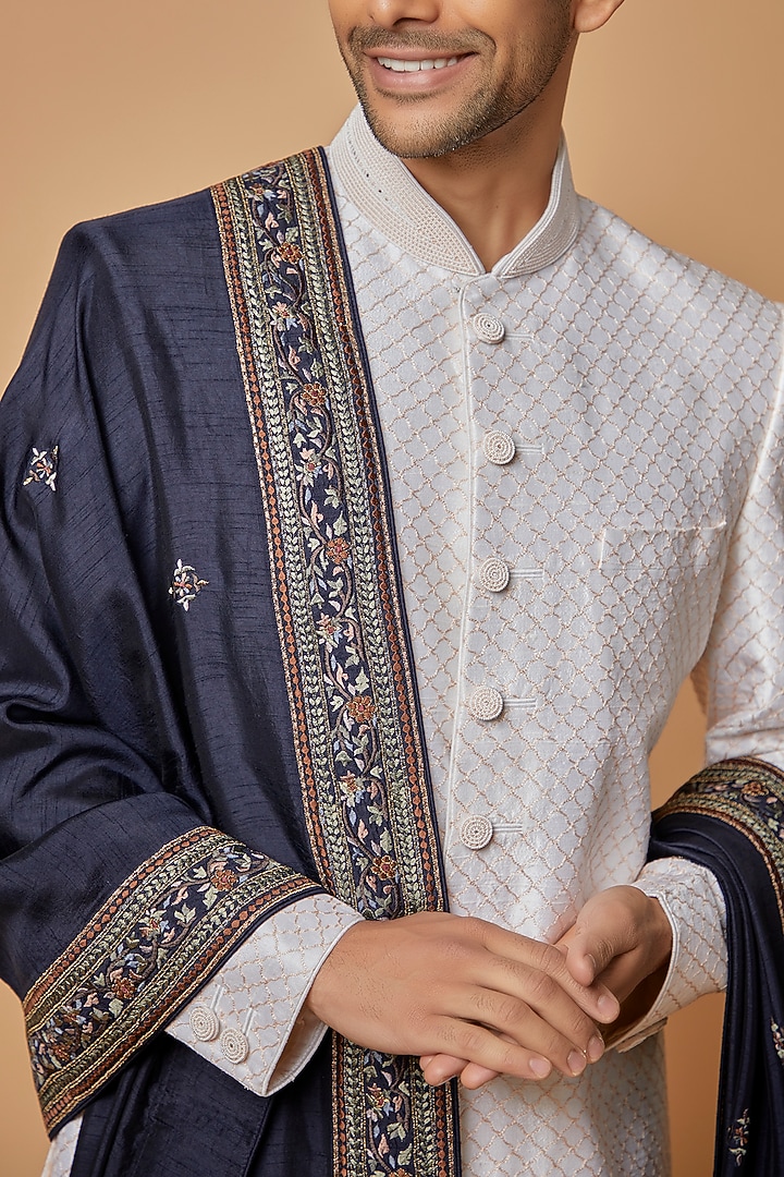 Blue Silk Embroidered Dupatta by Vanshik at Pernia's Pop Up Shop