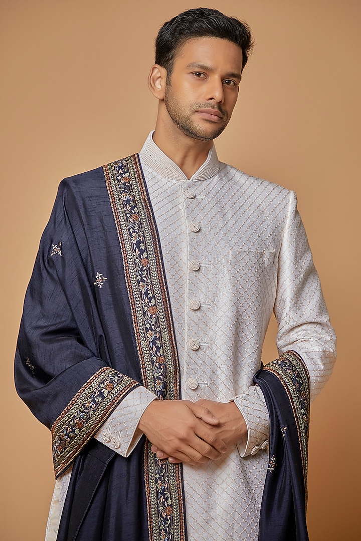 Blue Silk Embroidered Dupatta by Vanshik at Pernia's Pop Up Shop