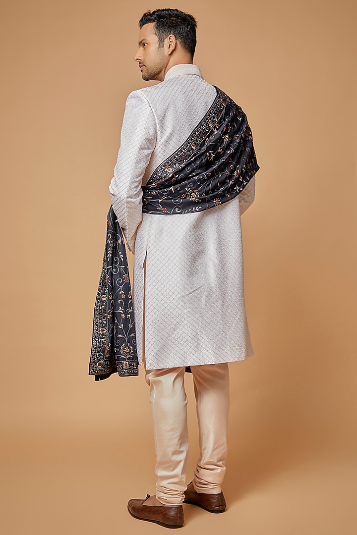 Blue Silk Embroidered Dupatta by Vanshik at Pernia's Pop Up Shop