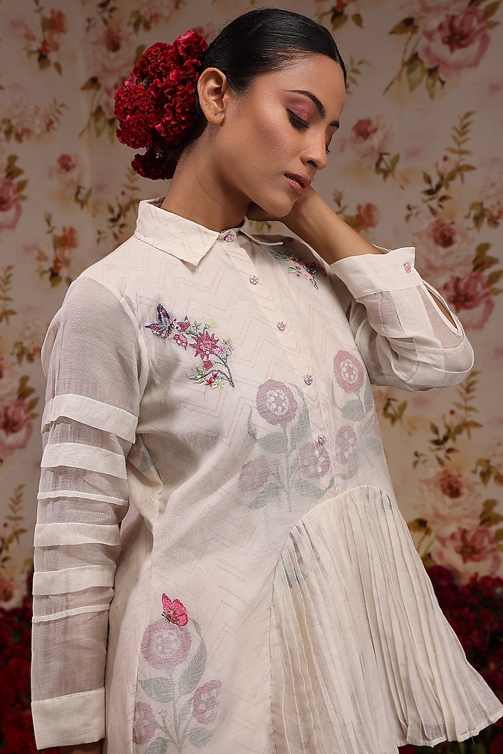Ivory Chanderi Silk Embroidered Pant Set by Vrinda by Pundrik Dubey at Pernia's Pop Up Shop