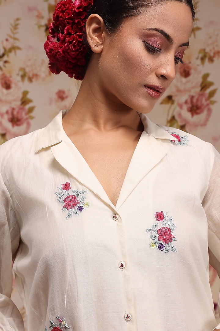 Ivory Chanderi Silk Embroidered Pant Set by Vrinda by Pundrik Dubey at Pernia's Pop Up Shop
