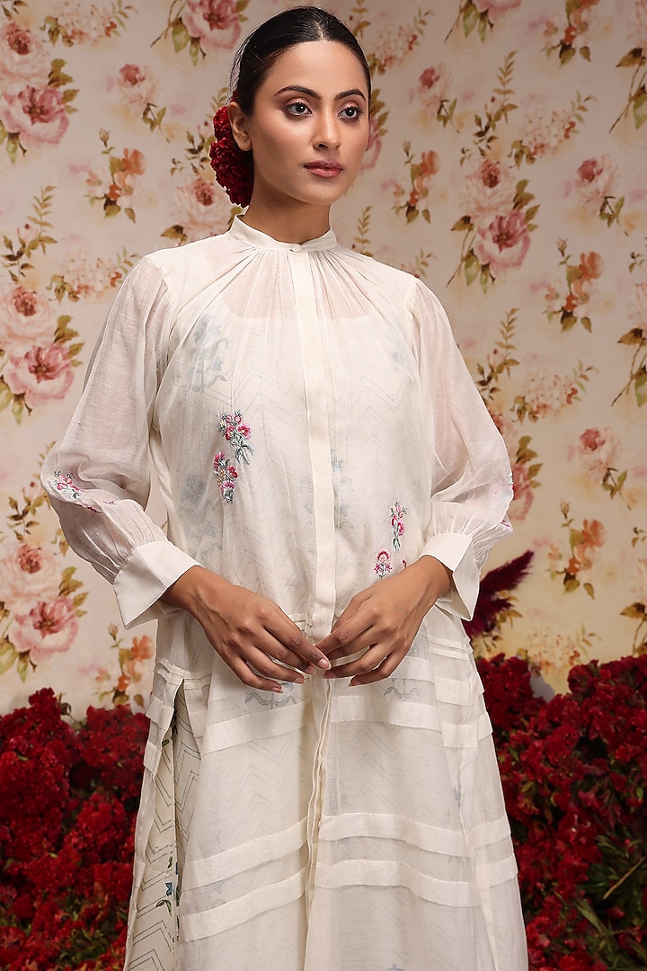 Ivory Chanderi Silk Embroidered Tunic Set by Vrinda by Pundrik Dubey at Pernia's Pop Up Shop